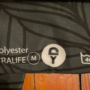 YOGA DEMOCRACY Women’s Leggings in Medium